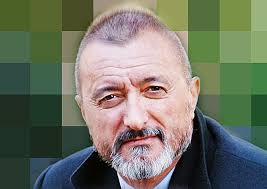 El académico que hace la calle