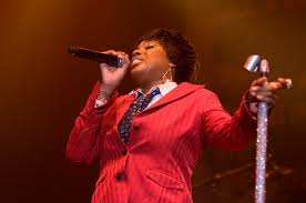 Macy gray thinks america's ready to walk away from its national flag, and even though we macy gray. Macy Gray Steckbrief Promi Geburtstage De
