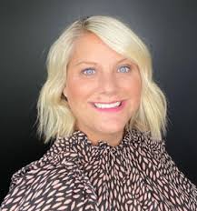 Julie Lee: Transforming Workplace Culture with Connection