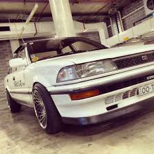 Toyota Corolla Ae95 4wd Sedan Mobil