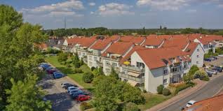 Mehr als 43.000 wohnungen im monat. Biederitz Ort Gewerbe Wohnen