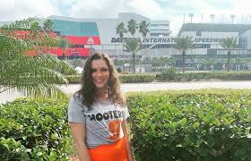 Nascar / stockcar 2020 chevrolet camaro. Chase Elliott Racing Official Home Of Race Fans Hooters