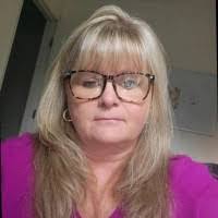 Deanne Jones's Instagram, Twitter & Facebook