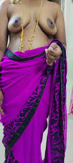 Tamil wife saree boobs (1 pictures) - Shooshtime