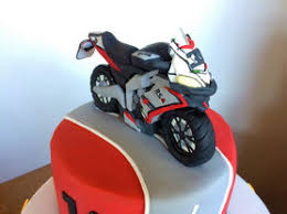 Motorrad torte motorrad geburtstag kuchen bilder geburtstagsfeier ideen geburtstag kuchen konditorei dessert rezepte kuchen und. Caketopper Doris Tortenkunst
