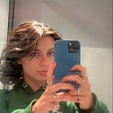 Mia Scherer's Instagram, Twitter & Facebook