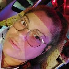 Tabitha Downing's Instagram, Twitter & Facebook