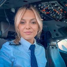 DELTA FLIGHT PILOT IDENTIFIED A beauty pageant winner from Minnesota,  Swanson had only completed her training in April and had logged fewer than  1,500 flight hours at the time of the incident.