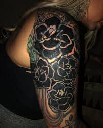 Cool designs, ideas & meanings 2021. Updated 35 Beautiful Black Rose Tattoo Designs August 2020