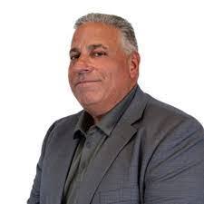 Vincent Gant's Instagram, Twitter & Facebook