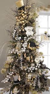 Oh Christmas Tree Gold Christmas Decorations Christmas Tree Decorations White Christmas Decor