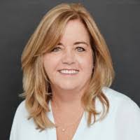 Christine Darragh's Instagram, Twitter & Facebook