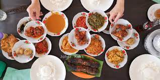Info biaya ukt di upn veteran jakarta tahun 2021/2022. Famous Nasi Padang In Batam Indonesia Rumah Makan Pangek Ombilin Johor Kaki Travels For Food
