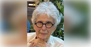 Obituary information for Mary Nell Wallraven