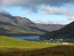 Filming Locations Of Secret Life Of Walter Mitty Guide Life Of Walter Mitty Walter Mitty Iceland Travel