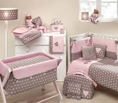 Resultado De Imagen De Colchas Para Cunas De Bebes Imagenes Kiz Bebek Odalari Nevresim Takimlari Dekoratif Yastiklar