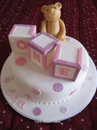 Single Layer Unique Birthday Cake For 1 Year Old Boy Building Blocks Birthday Cake One Tier Cake With Small Square Cake Blocks And Teddy Bear Cake Island Cake Girls First Birthday Cake