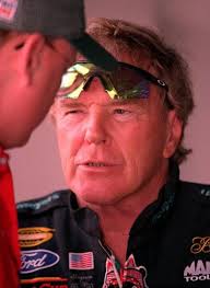 Ex-NASCAR driver Dick Trickle dead from apparent suicide