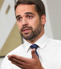 Eduardo Leite diz que vai buscar alianças com outros partidos, se vencer  prévias do PSDB