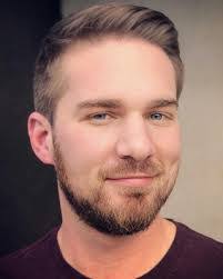 Adam Whitlatch's Instagram, Twitter & Facebook