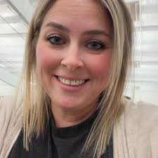 Are there open play options for pickleball