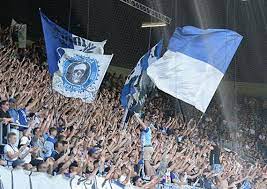 Fc luzern frauen is a women's football club from lucerne, switzerland. Fc Luzern Fans Nahen Fahnen Fur Die Zeit Nach Corona Faszination Fankurve