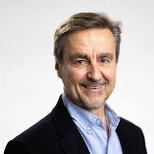 Today marks 20 years since I started with Guidant/Boston Scientific in  2003. I love to share the story of being unsuccessful in my first job  application at the company and the lessons
