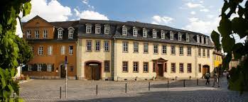 Haus über weimar, fernab vom trubel der stadt. Goethes Wohnhaus Am Frauenplan In Weimar Wustenrot Stiftung