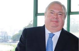 Propina paga IR, sim