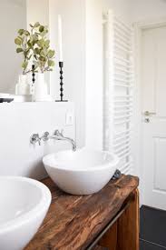 Badezimmer Im Klassisch Modernen Landhausstil Landhausstil Badezimmer Von Banov Einrichtungsideen Country Style Bathrooms Country Modern Home Small Bathroom