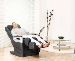 The recliner chair massage has a tilting function. Mc 5000 Hct Deluxe Shiatsu Massage Chair Beurer