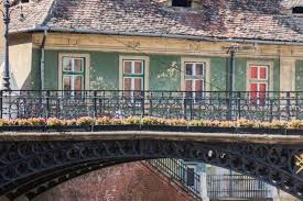 Se 36 omdömen, 46 bilder och bra erbjudanden på pensiunea cocosul rosu, rankat #16 av 162 b&b/värdshus i sibiu och med betyget 4 vanliga frågor och svar om pensiunea cocosul rosu. Cazare La Pensiunea CocoÈ™ul RoÈ™u Din Sibiu Descoperimromania Ro