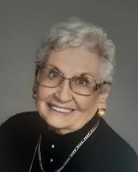 Phyllis Knutson's Instagram, Twitter & Facebook