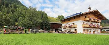 Whether for the view or for the challenge, climbing the mountainous peaks around maishofen is the best way to experience more of this beautiful region. Bauernhofurlaub In Zell Am See Und Maishofen