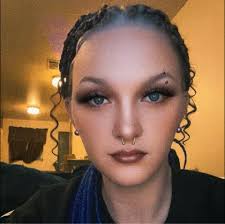 Anyone know if I can re submit an application for fema? Tried to call them  but one number was just all recordings and another was someone who helps  with registration and applications