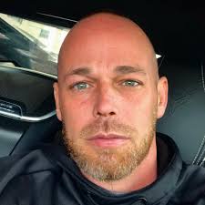 Block filler or Loxon primer for wall repair?