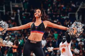 Suns and clippers fans got into a violent altercation during the first game of the two teams' playoff series sunday. Phoenix Suns Ultimate Cheerleaders