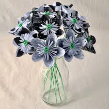 Free for commercial use no attribution required high quality images. Amazon Com Black And White Origami Paper Flower Bouquet Handmade