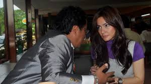 Hotman Paris Bocorkan Saat Ariel-Cut Tari Diperiksa Kasus Video Porno |  Halaman 2