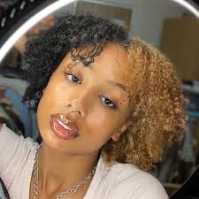 Jewel Booker's Instagram, Twitter & Facebook