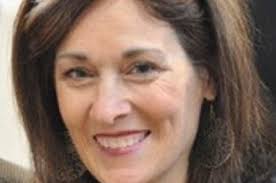 Lori Hastings's Instagram, Twitter & Facebook