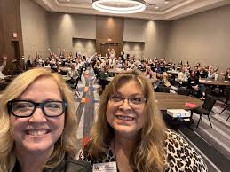 It was so awesome to hang out with the Farm Credit Foundations crew at  their annual conference and talk to HR professionals about growing an  internal brand in a splintered environment using