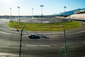Rain has pushed the nascar camping world truck series race on bristol's dirt configuration to sunday night at approximately 9 p.m. Irwindale Speedway Comes Back To Life Again Daily News