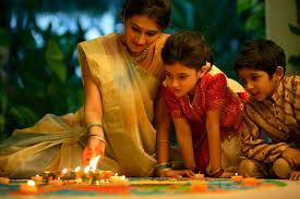 Instead, kids and adults alike have their fun lighting dozens of sparklers. This Is How India Celebrates Diwali Thomas Cook Blog