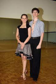 Details of the wdsf athlete malika dzumaev. Let S Dance 2021 Das Ist Profitanzerin Malika Dzumaev Fotos Ihrer Karriere