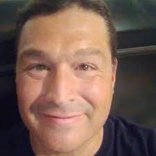 Chris Wolfe (@ChrisWo02967301)