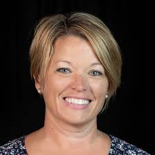 Melissa Stalker's Instagram, Twitter & Facebook