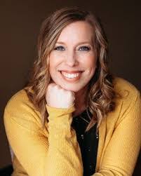 Whitney Larkin's Instagram, Twitter & Facebook