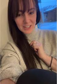 Perfect content for all my newly engaged brides and grooms incoming! If  you’ve got engaged in the Christmas season or have set the plan to start  planning your wedding in 2025 or 2026 I’ve got you! ...