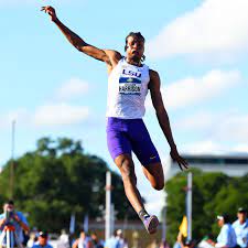 Harrison jumped a distance of 8.13 meters (about 26 feet, 8 inches), which qualified him for the medal event. Top 44 Athletes Of The Decade 42 Juvaughn Harrison And The Valley Shook